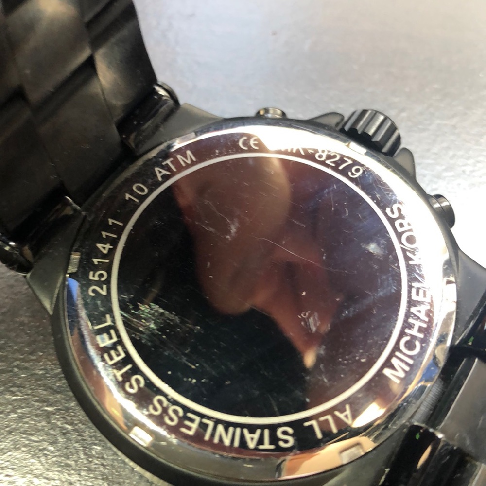 BLACK Michael Kors watch - Picture 5 of 6